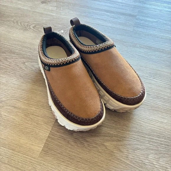 Men’s UGG Venture Daze Slip-Ons